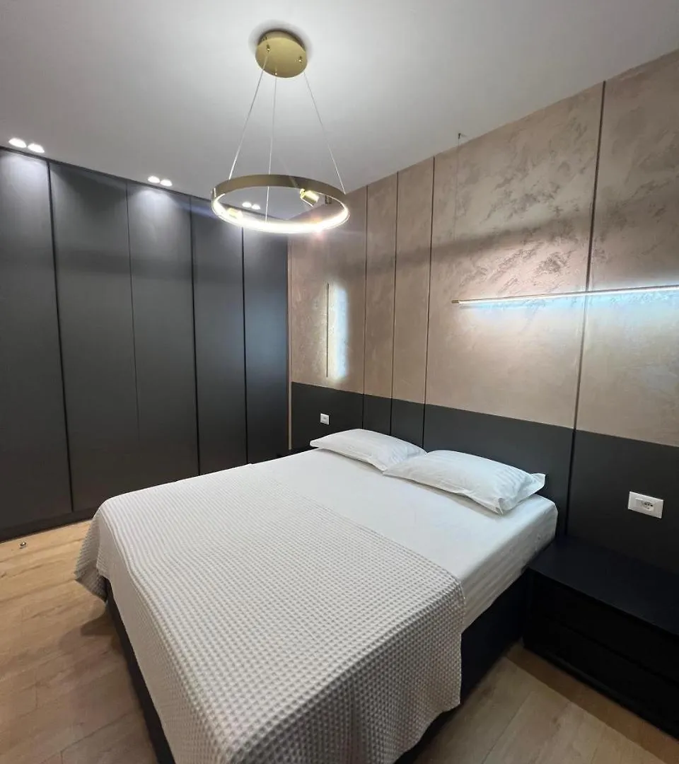 Tirana Lux Apartments 0*,  Albánie